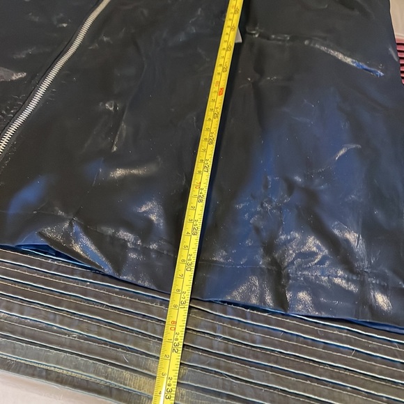 Gallery Metallic Black Rain Jacket. Women’s Size Small. - Picture 9 of 11